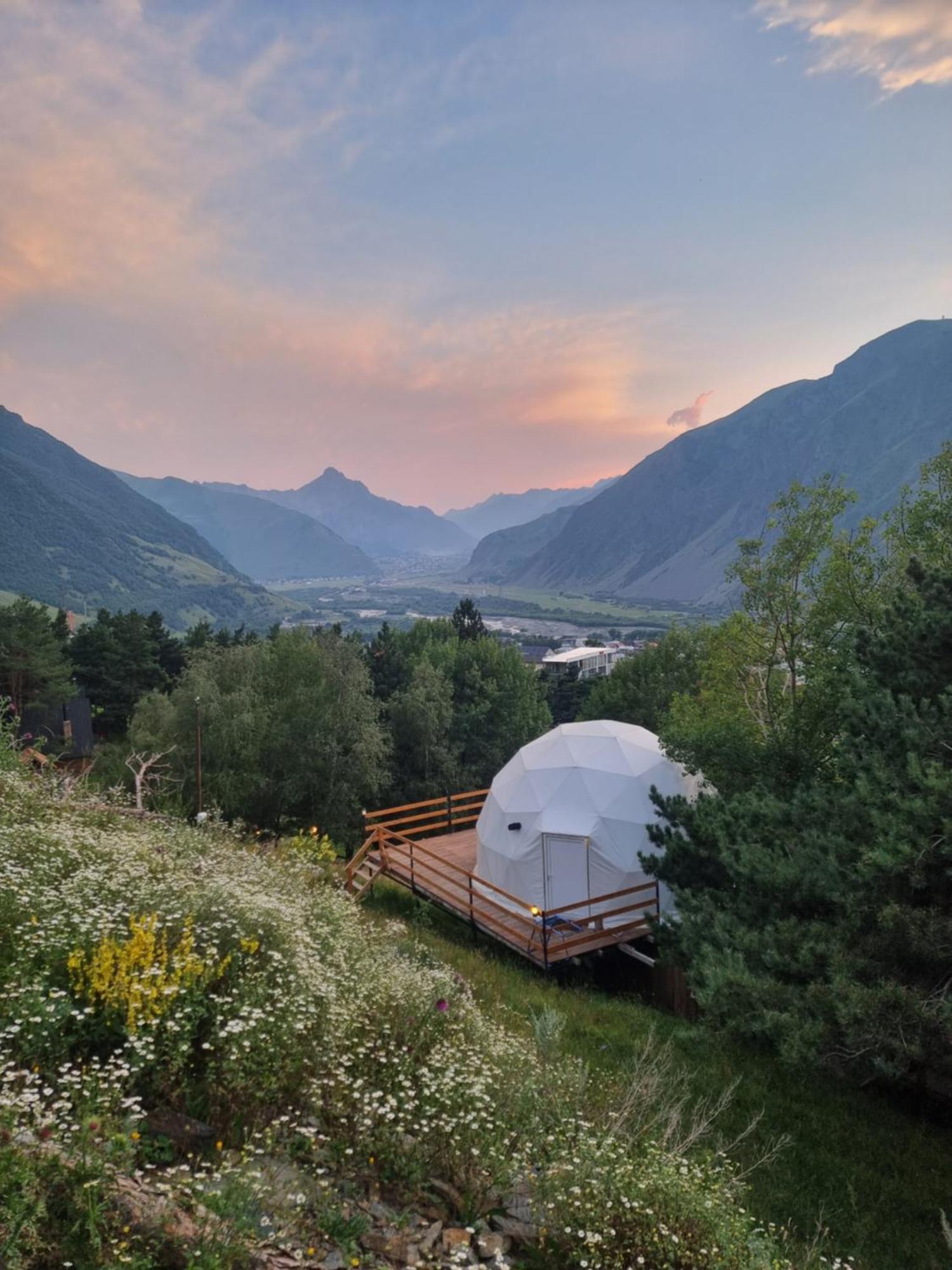 Elia Glamping Stepantsminda Exterior foto