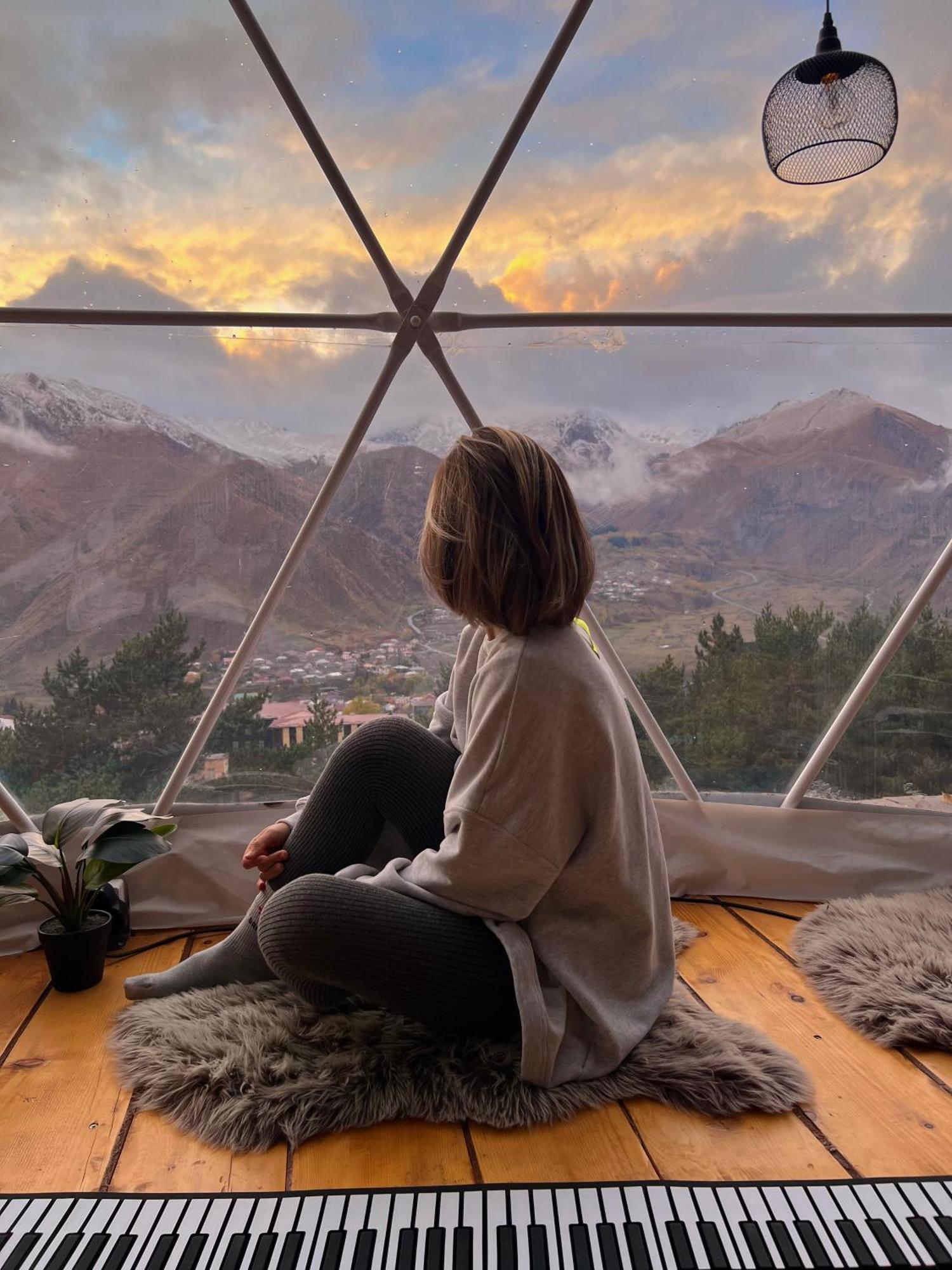 Elia Glamping Stepantsminda Exterior foto